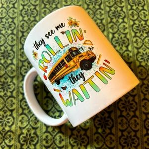 CRICUT Cute School bus coffee mug. No chips or cracks.